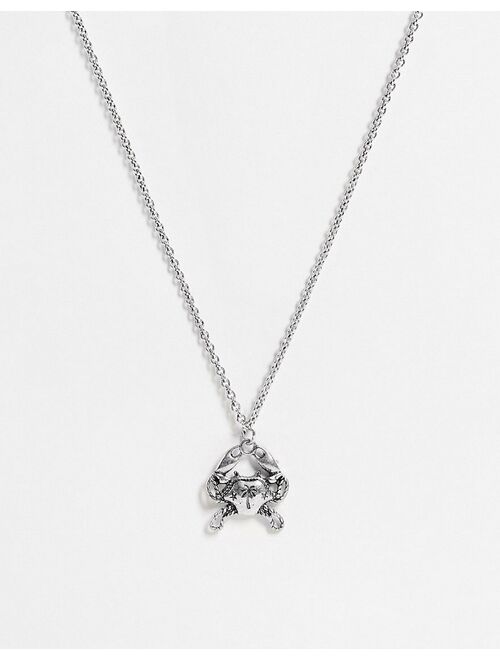 Classics 77 crab pendant in silver