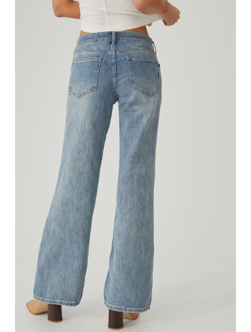 Buy Pilcro The Laidback Flare Jeans online | Topofstyle