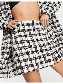 boucle skirt in mono check