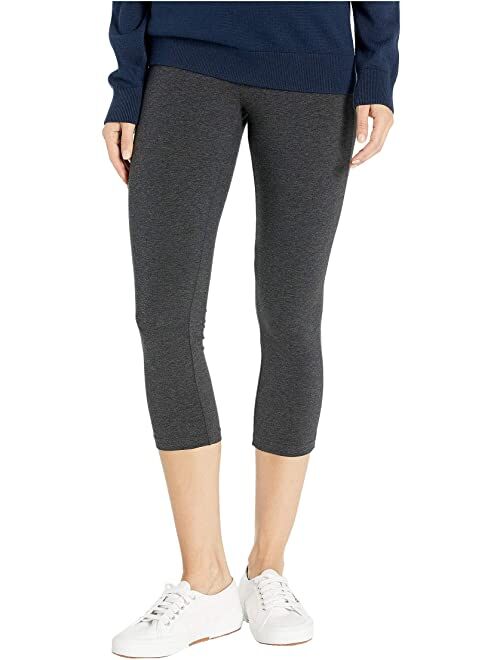 HUE Wide Waistband Blackout Cotton Capri Leggings