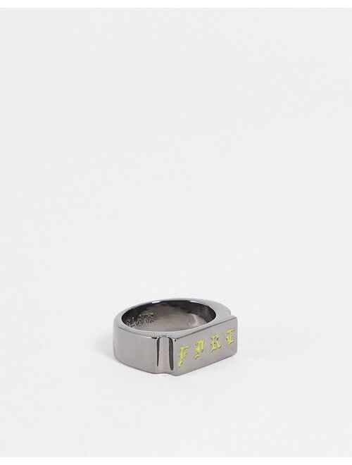 WFTW Fire signet ring in gunmetal