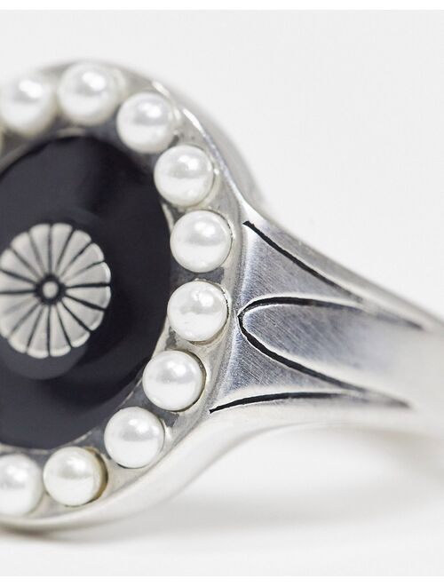 Serge DeNimes sterling silver engraved ring with pearl detail