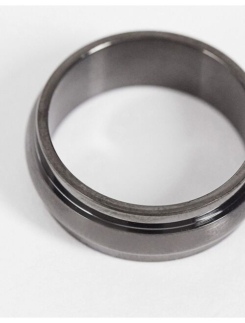 ASOS DESIGN stainless steel band ring with beveled edge in gunmetal