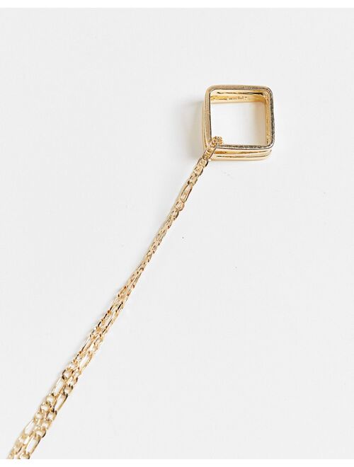 DesignB cutout square figaro chain pendant in gold