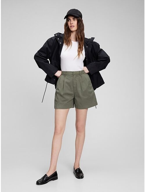 GAP High Rise Pleated Khaki Short with Washwell