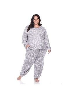 Women's Plus Size Long Sleeve and Pants Grey Cheetah Print Lounge Set