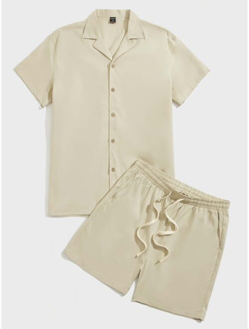 SHEIN Men Solid Lapel Collar Shirt & Drawstring Waist Shorts