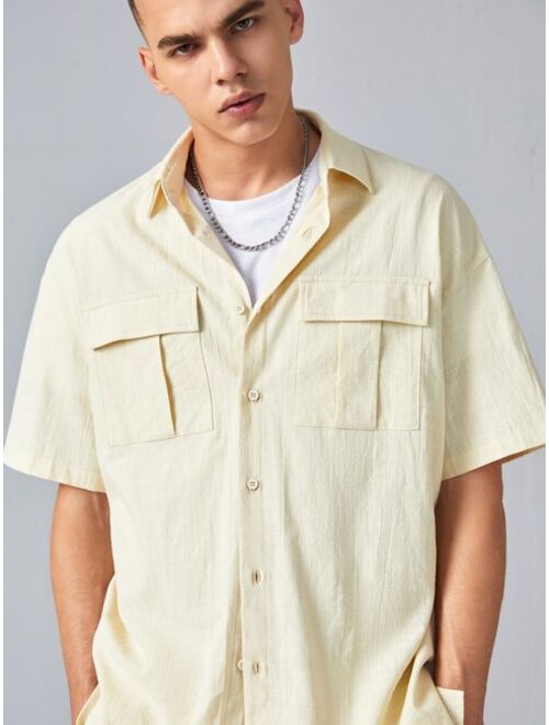 SHEIN Men Solid Flap Detail Drop Shoulder Shirt & Shorts Set