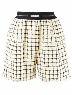 logo check shorts