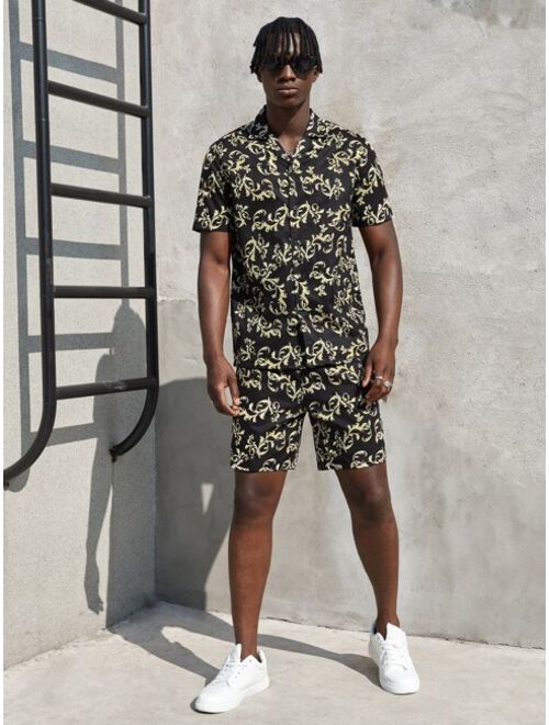 SHEIN Men Revere Collar Baroque Shirt and Shorts Set