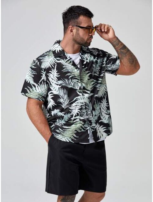 Shein Extended Sizes Men Tropical Print Shirt With Solid Shorts Without Tee