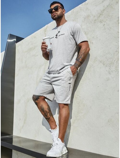 Shein Extended Sizes Men Letter & Floral Print Tee & Shorts