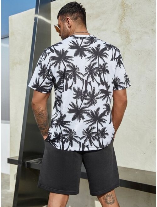 Shein Extended Sizes Men Tropical Print One Pocket Tee & Drawstring Waist Shorts