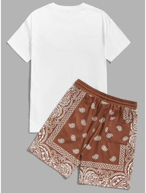 SHEIN Men Paisley Print Tee & Drawstring Waist Shorts