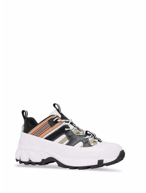 Burberry Arthur low-top sneakers