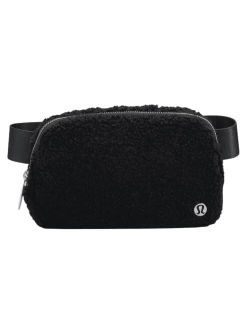 Athletica Lululemon Everywhere Fleece Belt Bag (Black)