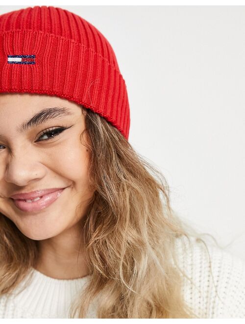 Tommy Hilfiger Tommy Jeans flag logo beanie hat in red