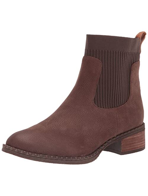 Gentle Souls by Kenneth Cole Women's Best Chelsea Sock Bootie Boot