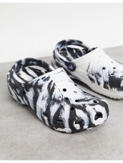 classic clogs in Marble