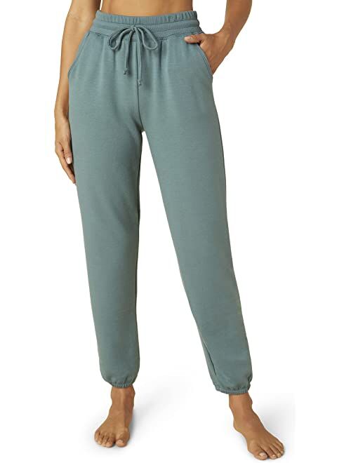 Beyond Yoga Cozy Fleece Weekend Sweatpants