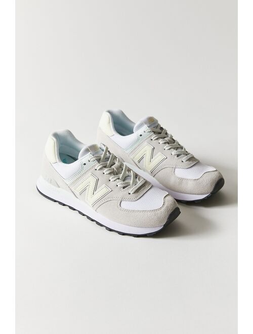 New Balance 574 Women’s Sneaker