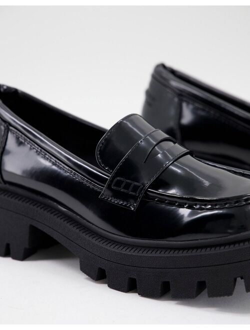 ASOS DESIGN Mulled chunky loafer in black