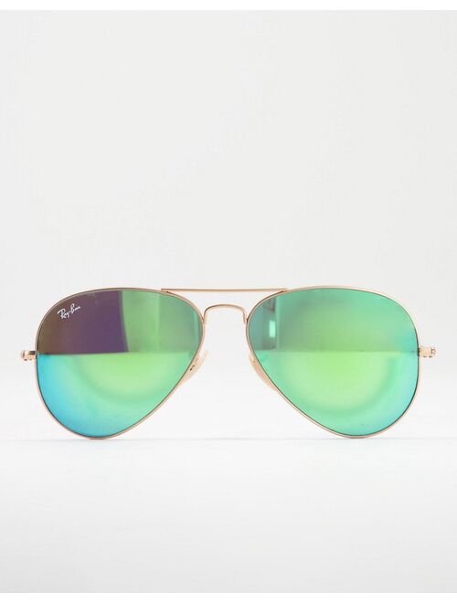 Ray-Ban aviator sunglasses in gold with green mirror lens