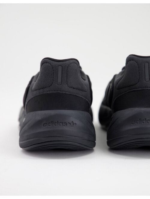 adidas Originals Ozelia sneakers in triple black