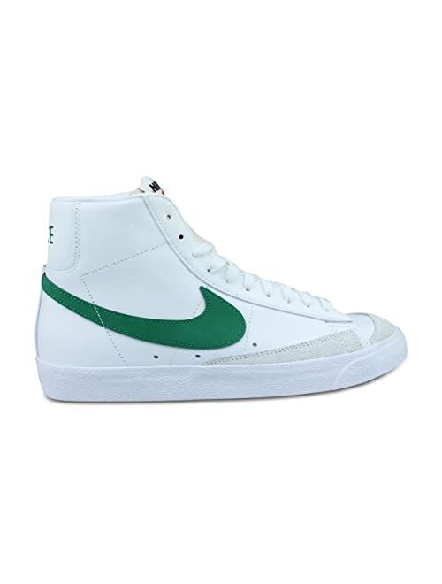 Nike Men's High Top Basketball Shoe