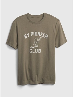 Adult Gap x New York Pioneer Club 100% Organic Cotton Graphic T-Shirt