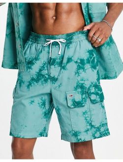 Tommy Jeans Exclusive collegiate capsule tie dye twill cargo shorts in green