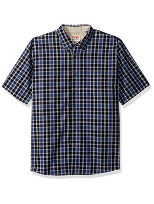 Wrangler Authentics Men's Short Sleeve Classic Plaid Shirt