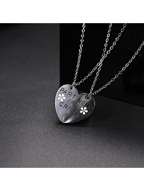 Vinjewelry Girls Best Friends Partners in Crime Necklaces Broken Heart Pendant Jewelry Set for Partner Women Teen Girls BFF for 2