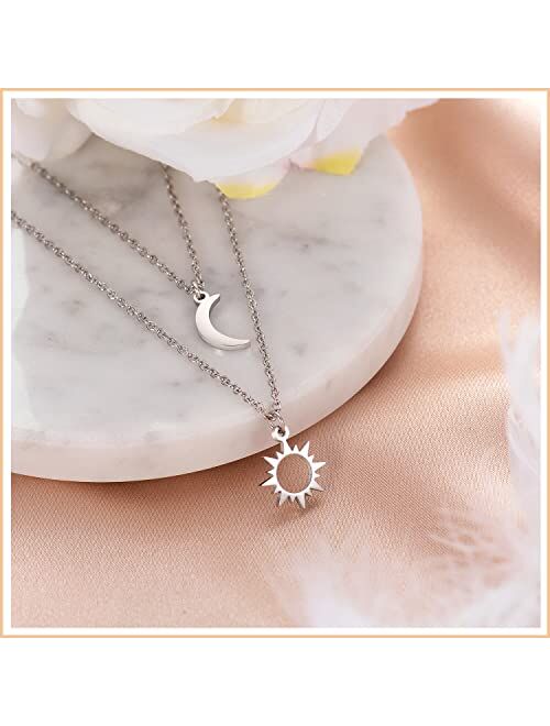 MANVEN Sun and Moon Best Friend Necklace for 2 Friendship Pedant Necklaces Jewelry Gift for Women Teen Girls Best Friend