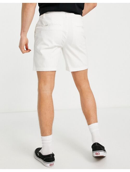 New Look Slim Fit Chino Shorts In White