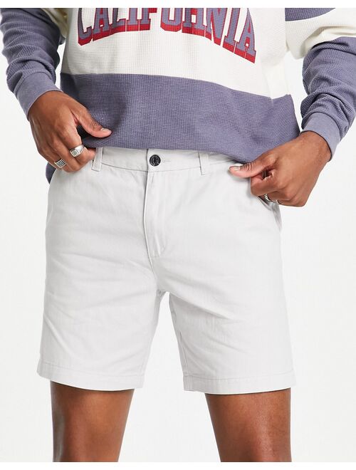 New Look slim fit chino shorts in light gray