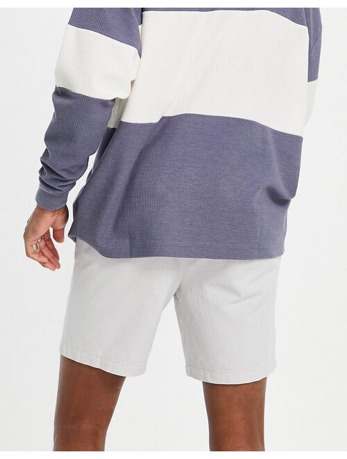 New Look slim fit chino shorts in light gray