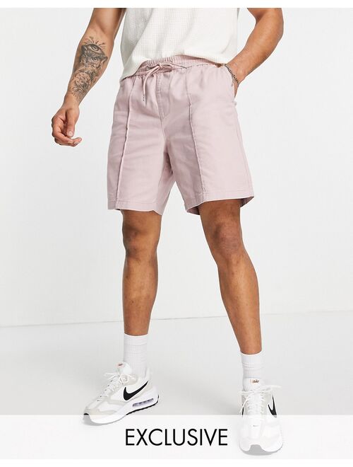 New Look relaxed fit pull on shorts with pintuck in mid pink