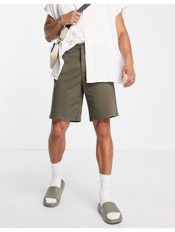 relaxed skater chino shorts in khaki