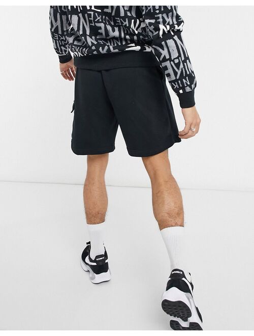 Nike Club cargo shorts in black