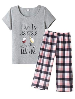 YIJIU Women's Short Sleeve Tops and Capri Pants Cute Cartoon Print Pajama Sets