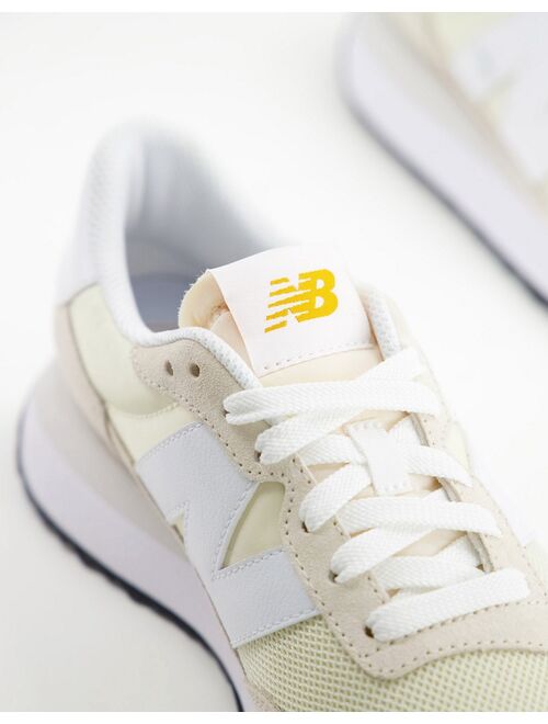 New Balance 237 trainers in cream