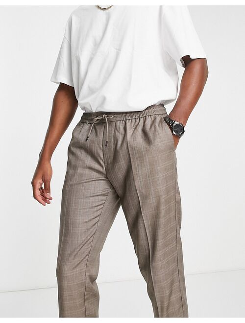 New Look slim fit smart pants in brown check