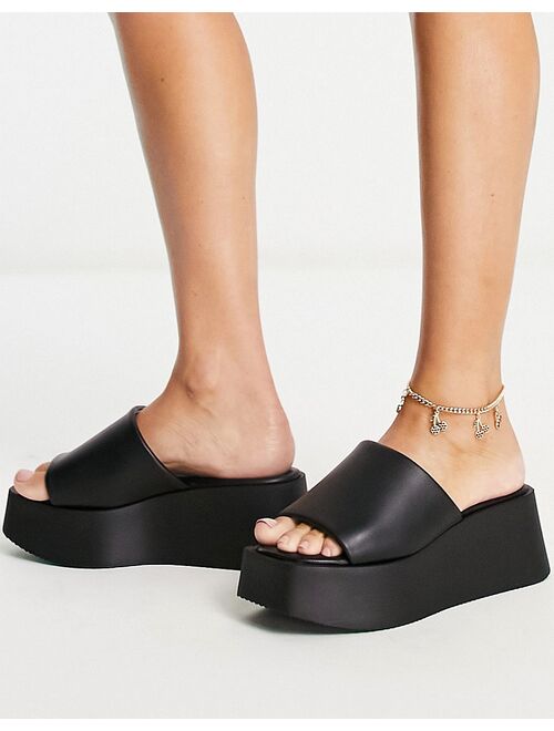 Kaltur flatform chunky sandals in black recycled PU