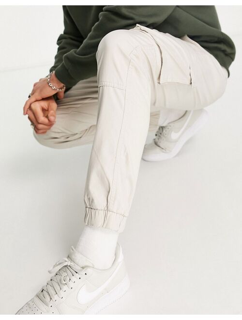 Only & Sons slim fit cargo pants with cuffed bottom in sand