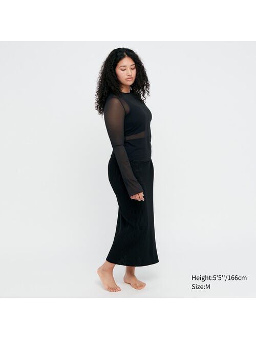 UNIQLO 3D Knit Ribbed Back Slit Skirt (Mame Kurogouchi)