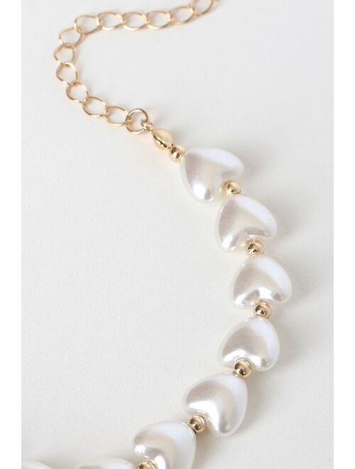 Lulus Heart to Get White Pearl Heart Bracelet