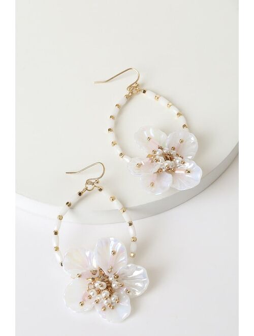 Lulus Dewy Garden White and Gold Beaded Flower Teardrop Hoops