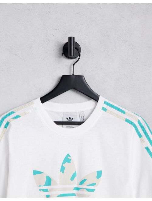 adidas Originals camo logo infill t-shirt in white