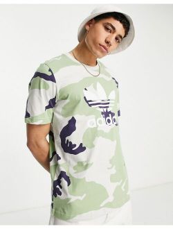 large logo T-shirt in magic lime camo